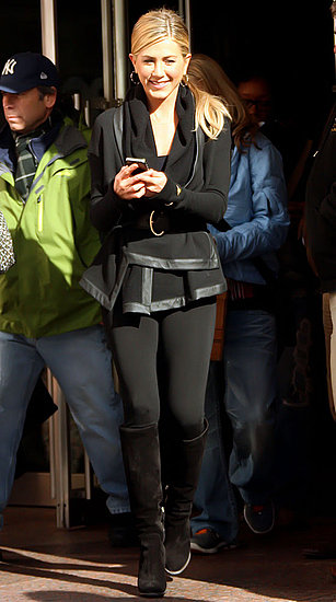 Pictures of Jennifer Aniston in Black Pictures of Jennifer Aniston in Black
