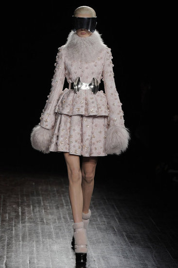 Alexander McQueen Runway 2012 Fall Alexander McQueen Runway 2012 Fall