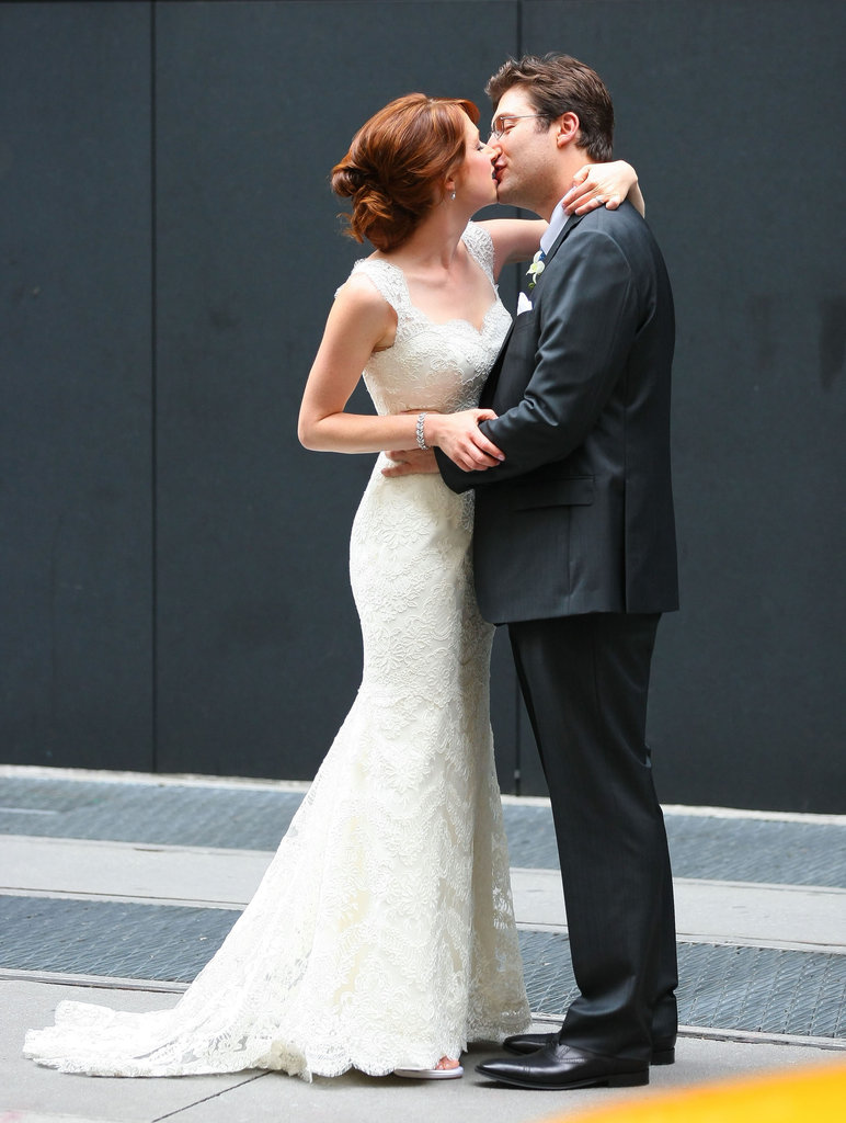 Ellie Kemper got married to Michael Koman in NYC in July 2012.
Ellie Kemper got married to Michael Koman in NYC in July 2012.