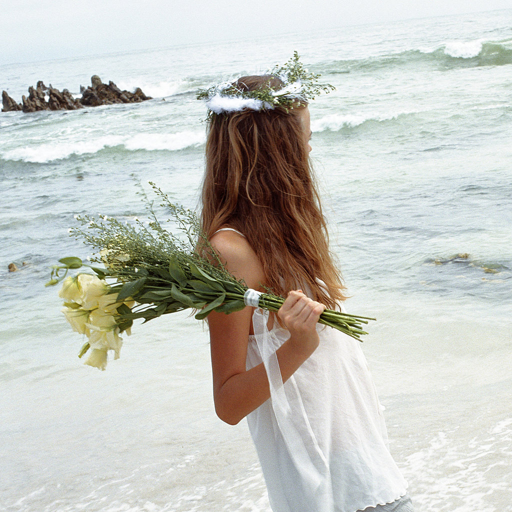 If you have visions of sand-and-surf nuptials but haven't quite found the right dress, then look no further. POPSUGAR Fashion has culled 20 of the best beach wedding gowns, all perfectly suited for an oceanside wedding.
If you have visions of sand-and-surf nuptials but haven't quite found the right dress, then look no further. POPSUGAR Fashion has culled 20 of the best beach wedding gowns, all perfectly suited for an oceanside wedding.