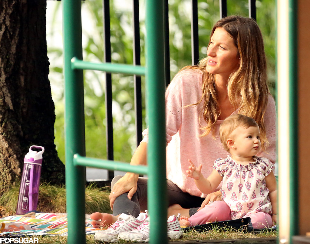 Gisele Bündchen And Her Daughter Vivian Soaked Up Some Sun With Gisele Soaks Up A Sweet