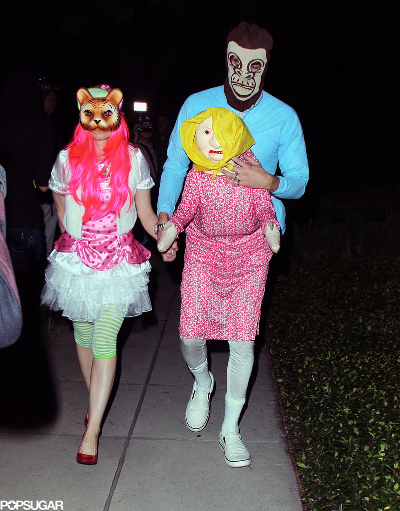 Isla Fisher and Sacha Baron Cohen's costumes for the Casamigos Halloween Party were way out of left field.
Isla Fisher and Sacha Baron Cohen's costumes for the Casamigos Halloween Party were way out of left field.