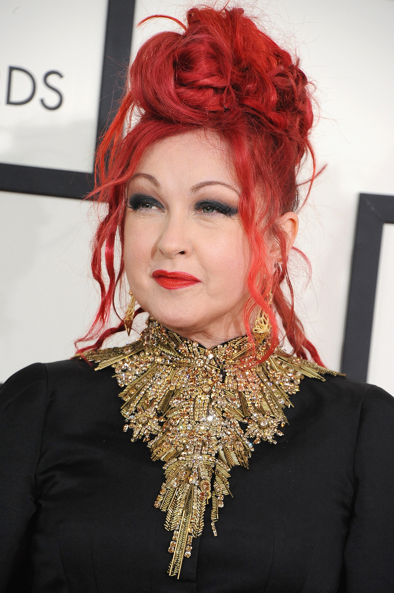 Cyndi Lauper We Get High The Pompadour Adds Height To The Grammys