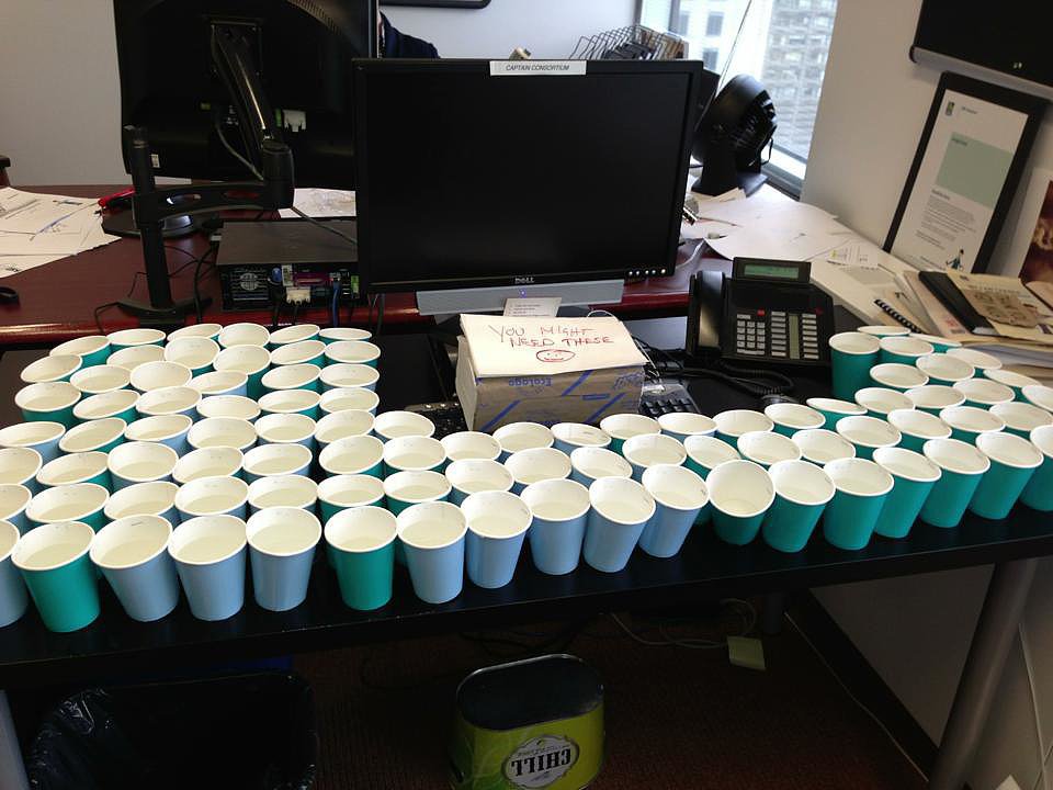 would-you-like-some-water-30-of-the-most-epic-office-pranks