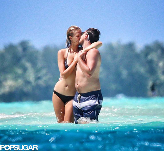 Shirtless Leonardo DiCaprio Shows Toni Garrn Love in Bora Bora Shirtless Leonardo DiCaprio Shows Toni Garrn Love in Bora Bora