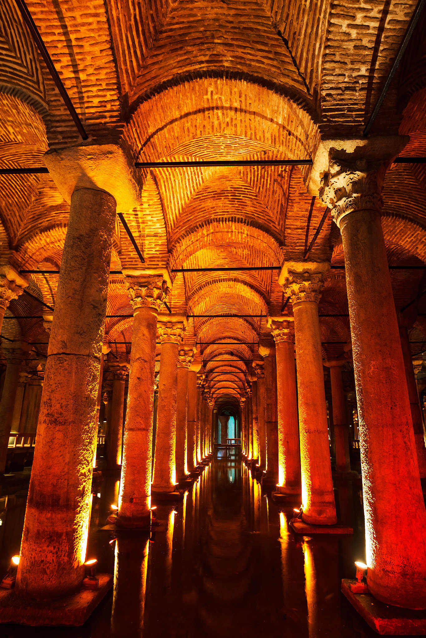 basilica-cistern-turkey-83-unreal-places-you-thought-only-existed-in