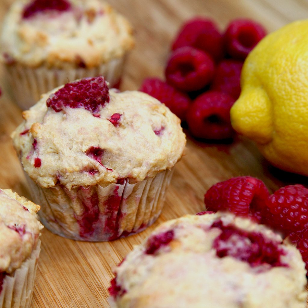 Recipe For Low-Sugar, High-Protein Lemon Raspberry Muffins | POPSUGAR