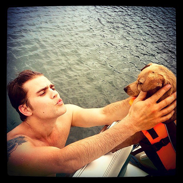 Paul Wesley did a Titanic reenactment with a puppy.
Source: Instagram user katgrahampics
Paul Wesley did a Titanic reenactment with a puppy.
Source: Instagram user katgrahampics