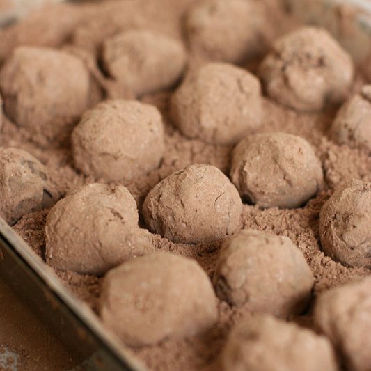 Classic Dark Chocolate Truffles Classic Dark Chocolate Truffles
