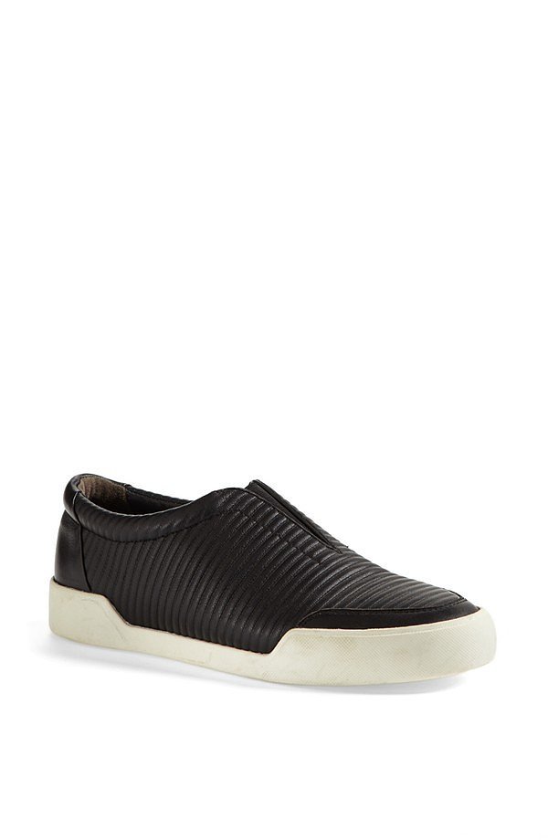 Sneakers Sneakers