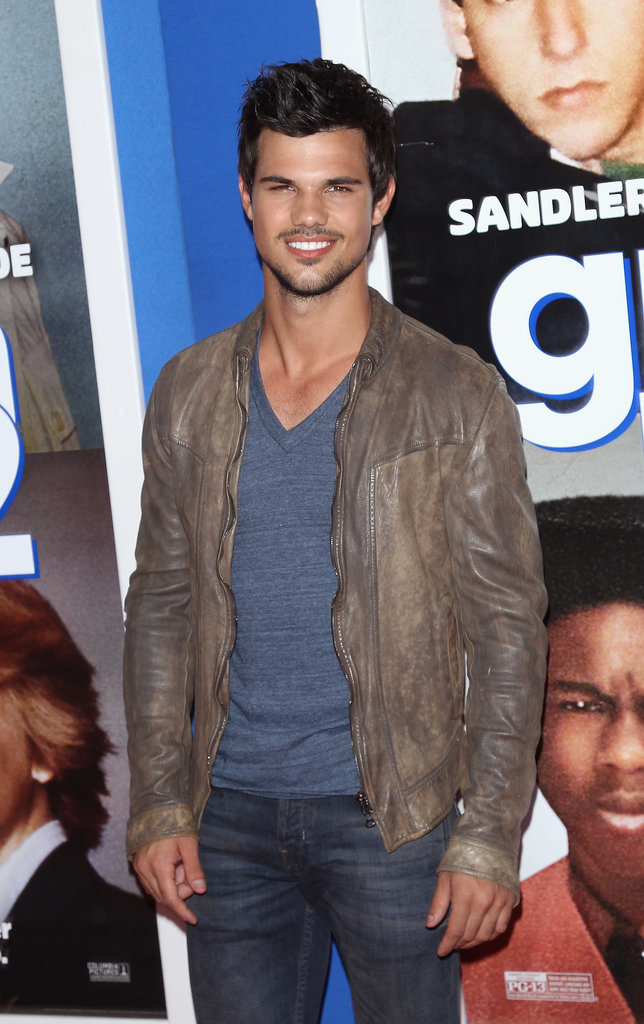 . . . Taylor Lautner! . . . Taylor Lautner!