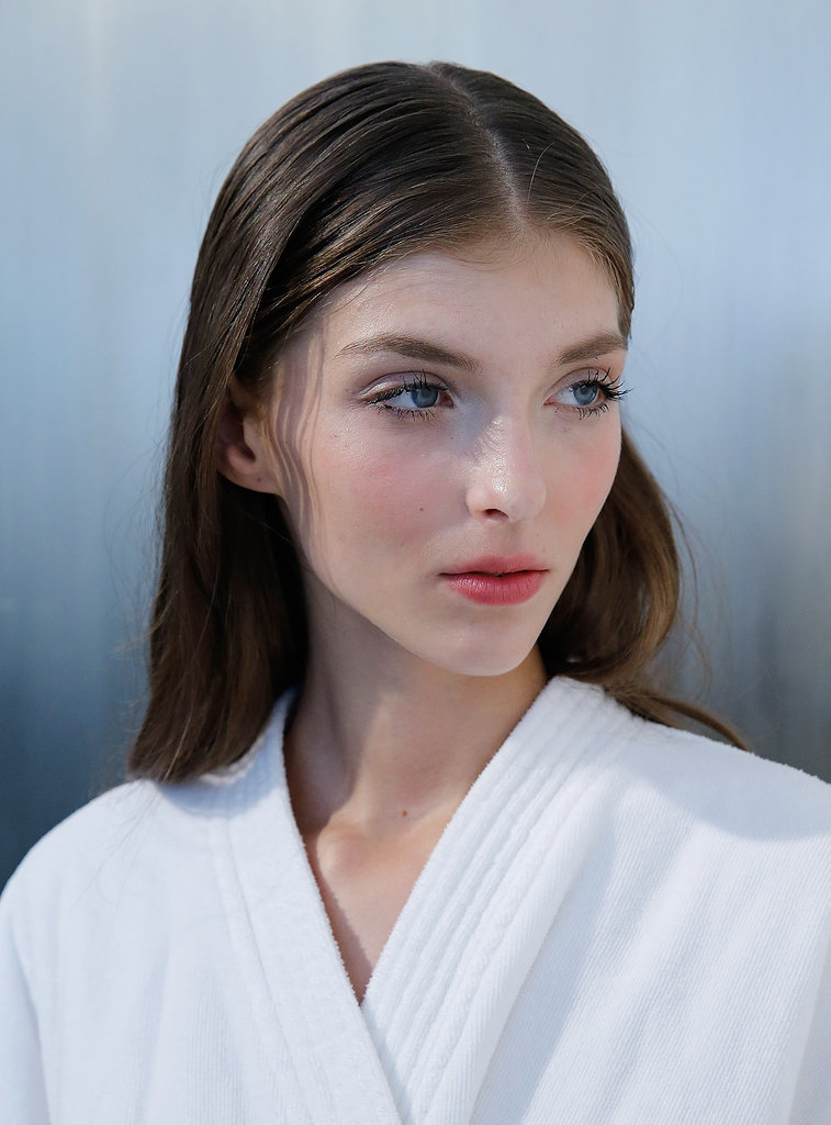 Use Mascara as Eyeliner Use Mascara as Eyeliner