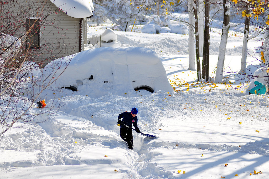 Snowstorm-Buffalo-NY-November-2014-Pictu