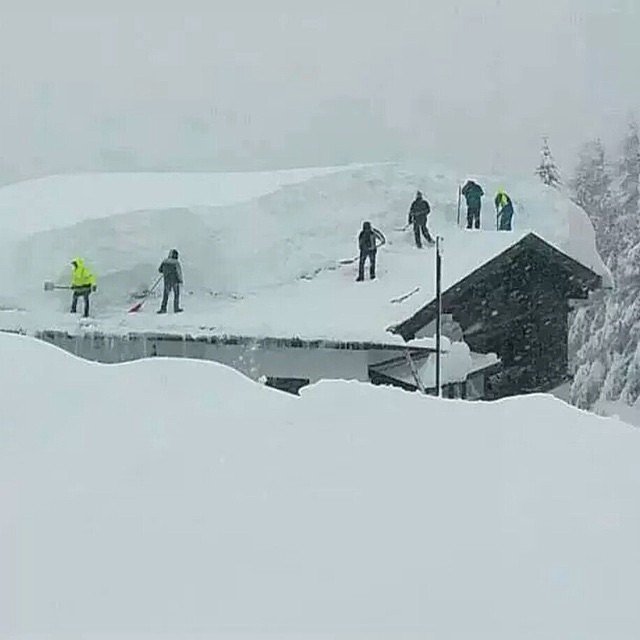 Snowstorm-Buffalo-NY-November-2014-Pictu