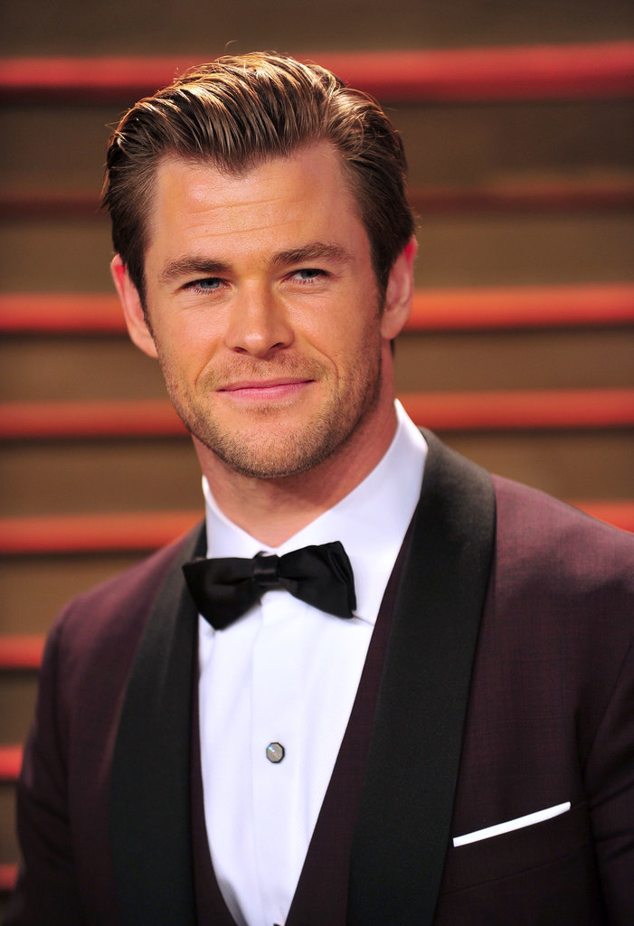 Chris Hemsworth The Year S Hottest Pictures Of Hot Guys Popsugar Celebrity