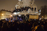 Thousands Across France Tribute Victims