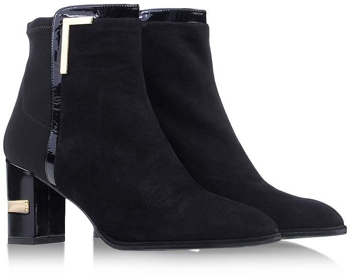 Stuart Weitzman Ankle Boots