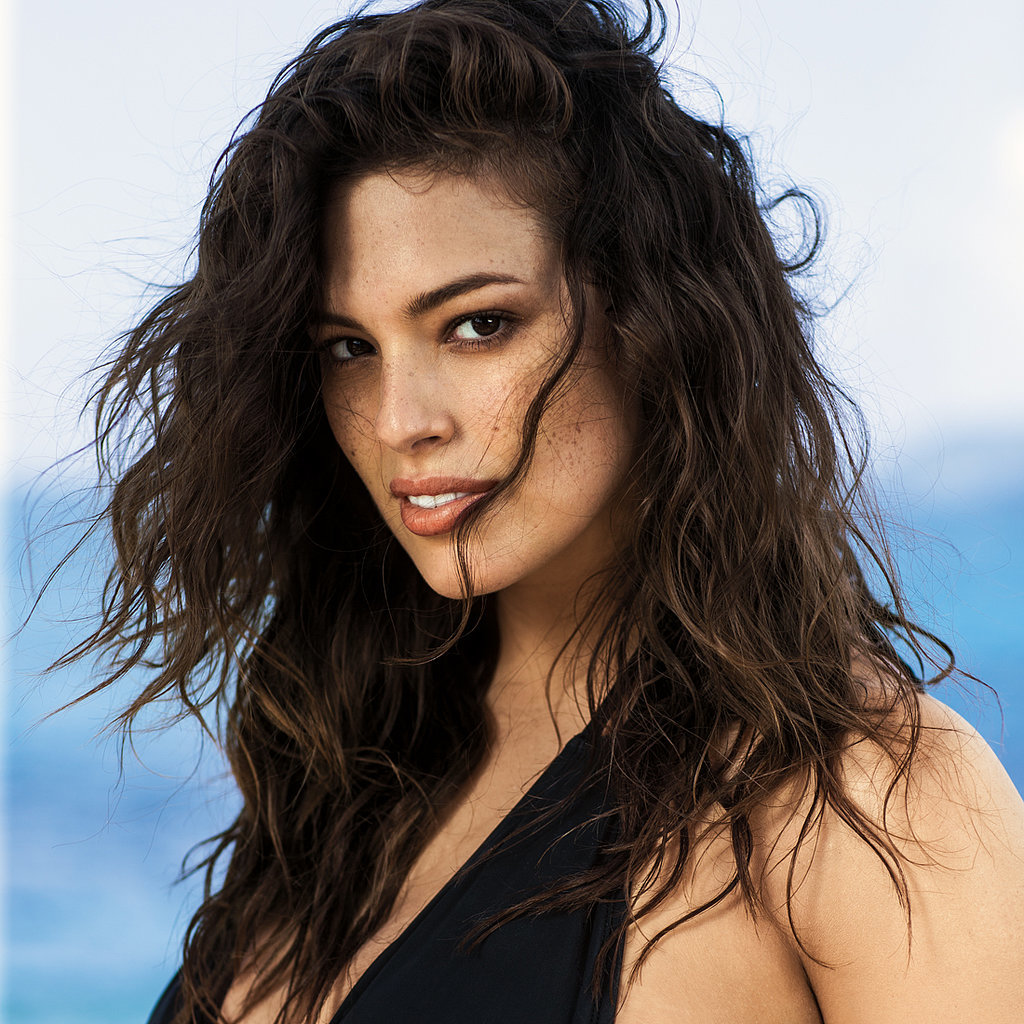 Plus Size Model Ashley Graham On Sports Illustrated Ad Popsugar Fashion 4292