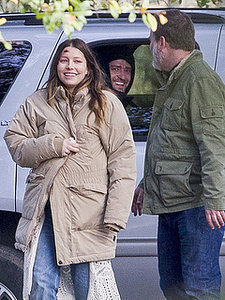 Justin Timberlake Visits Pregnant Jessica Biel on Set (PHOTO) Justin Timberlake Visits Pregnant Jessica Biel on Set (PHOTO)