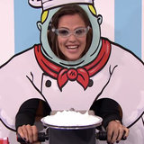 Jennifer Garner Pies Herself Face!