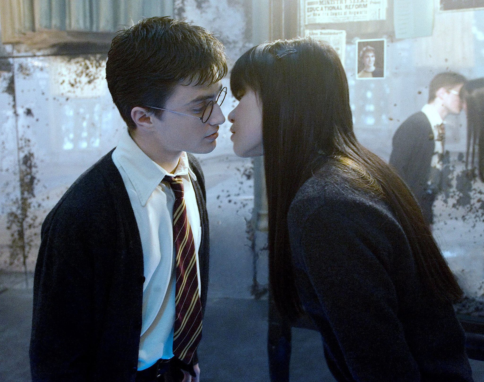 First Kisses Are Awkward 32 Ways Harry Potter Taught Us The Magic Of Love Popsugar Love And Sex