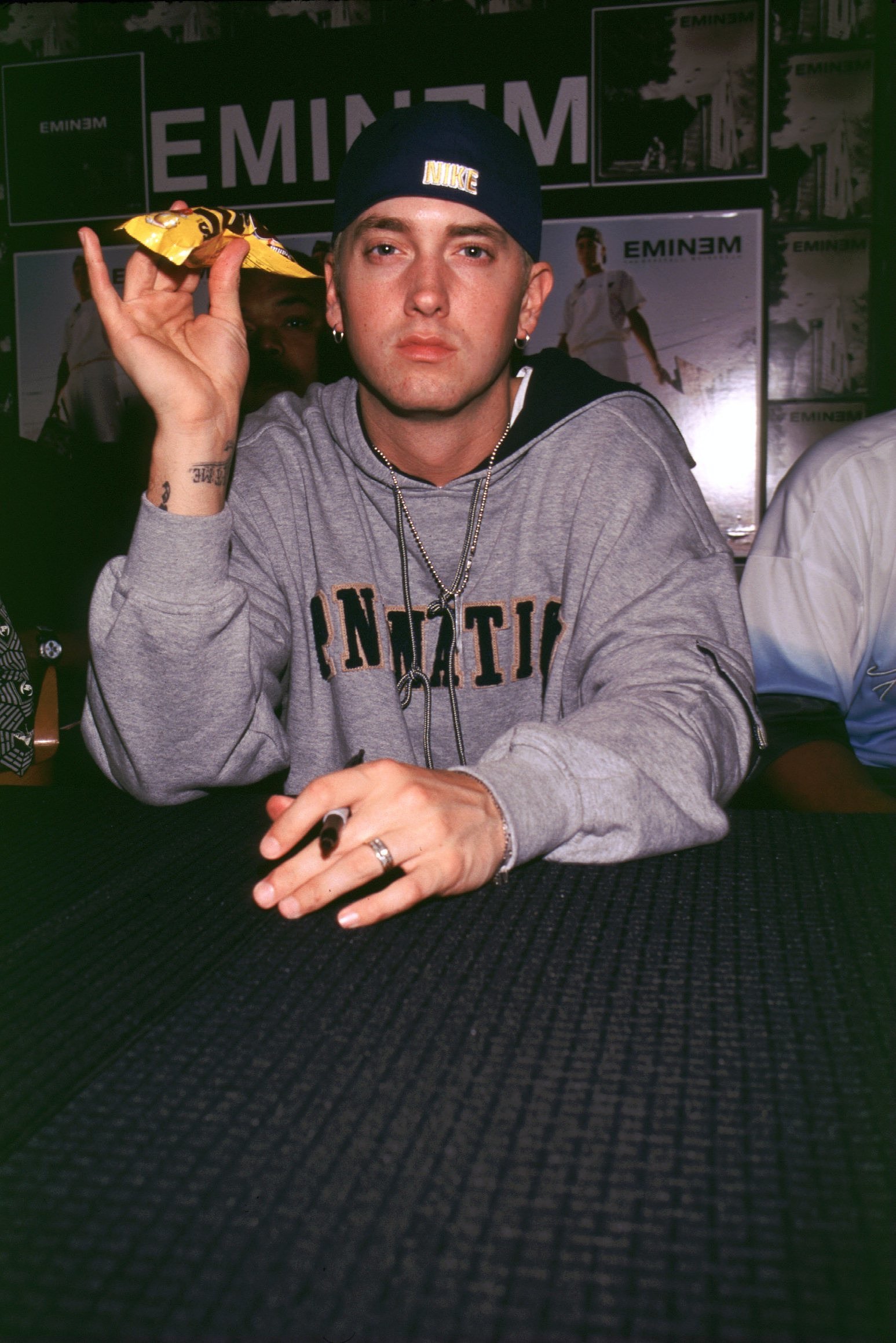 Eminem 33 Stars You Didn't Know Are LeftHanded POPSUGAR Celebrity