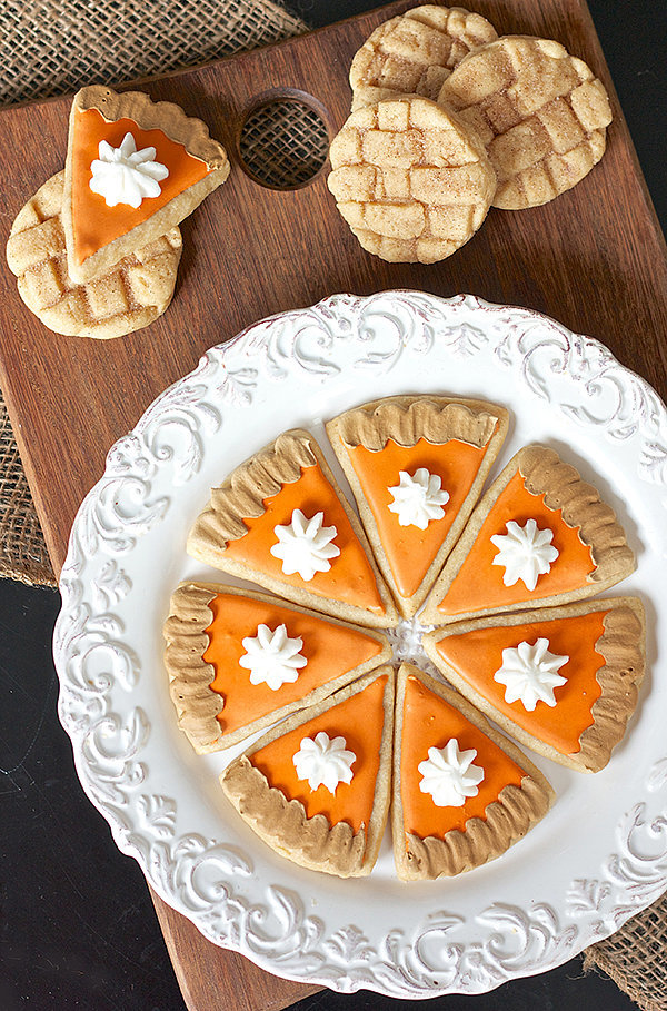 Thanksgiving Cakes, Cupcakes, and Cake Pops POPSUGAR Moms Thanksgiving Cakes, Cupcakes, and Cake Pops POPSUGAR Moms