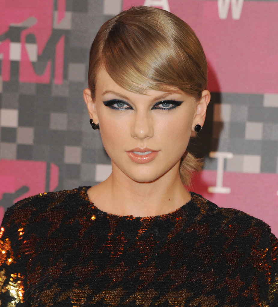 Taylor Swifts Best Hair And Makeup Looks Popsugar Beauty