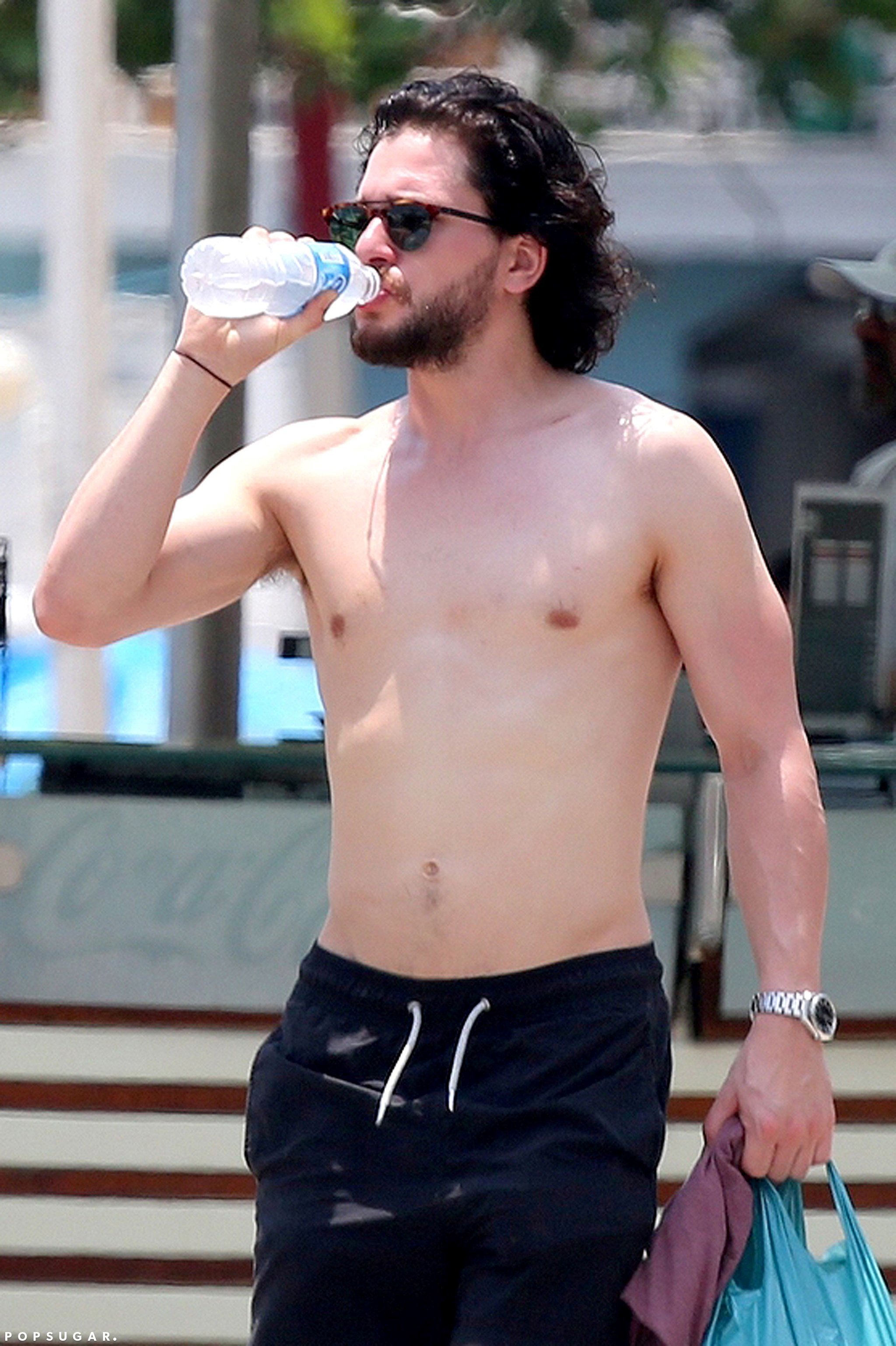 Celebrity & Entertainment Kit Harington Hits the Beach, Gets His Six