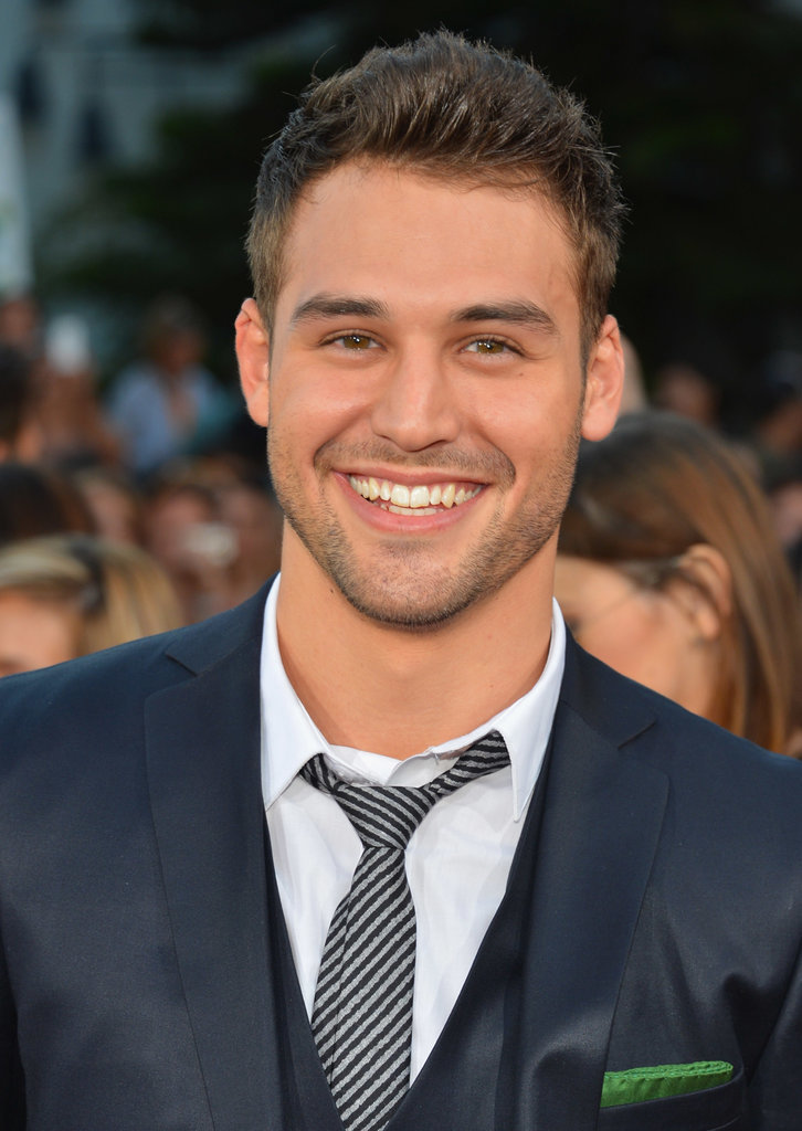 Ryan Guzman S Sexy Smile Popsugar Latina