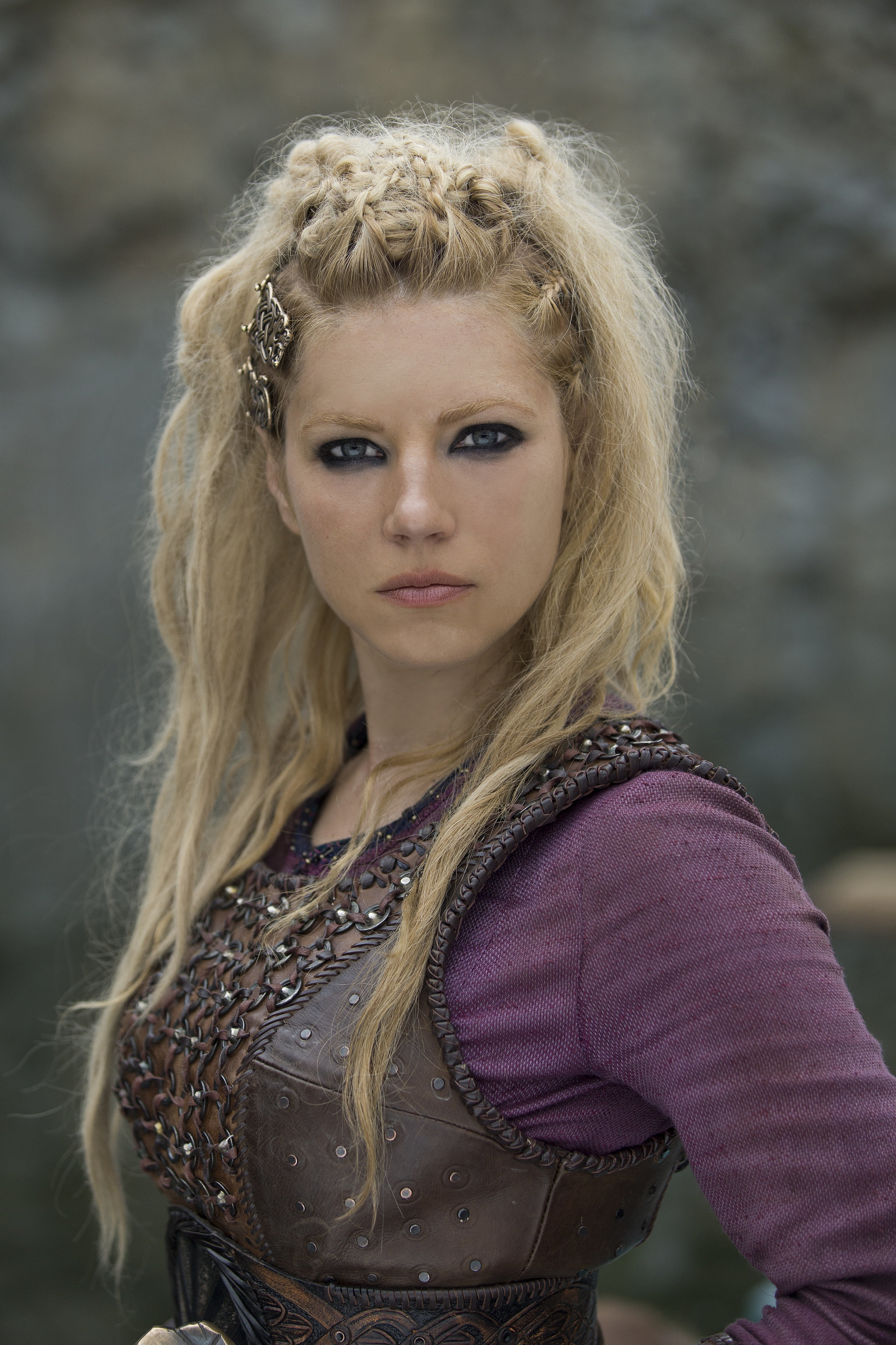 Katheryn Winnick As Lagertha Youve Never Seen The Vikings Cast Like This Before Popsugar 4366