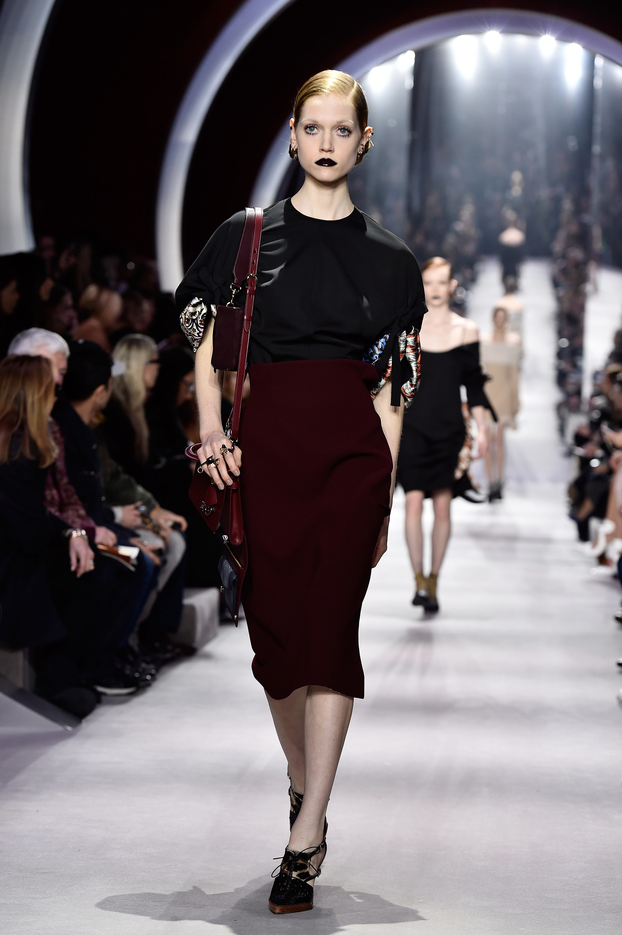 Fashion, Shopping & Style See If You Can Spot This It Model Blending