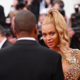Beyoncé Debuts Lemonade, Ends Up Serving Tea Instead