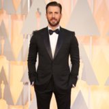 Chris Evans Dating Jenny Slate!