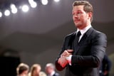 Chris Pratt Pokes Signature Carpet