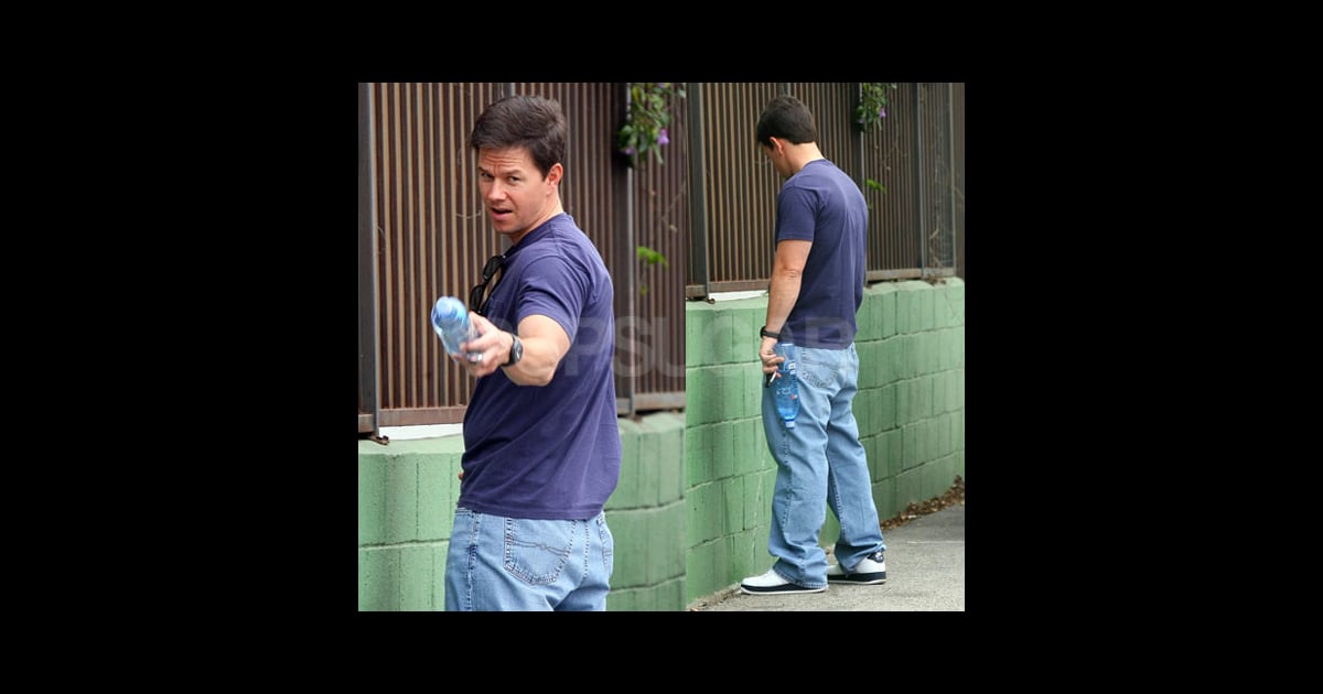 Photos Of Mark Wahlberg Urinating On A Wall In La Popsugar Celebrity