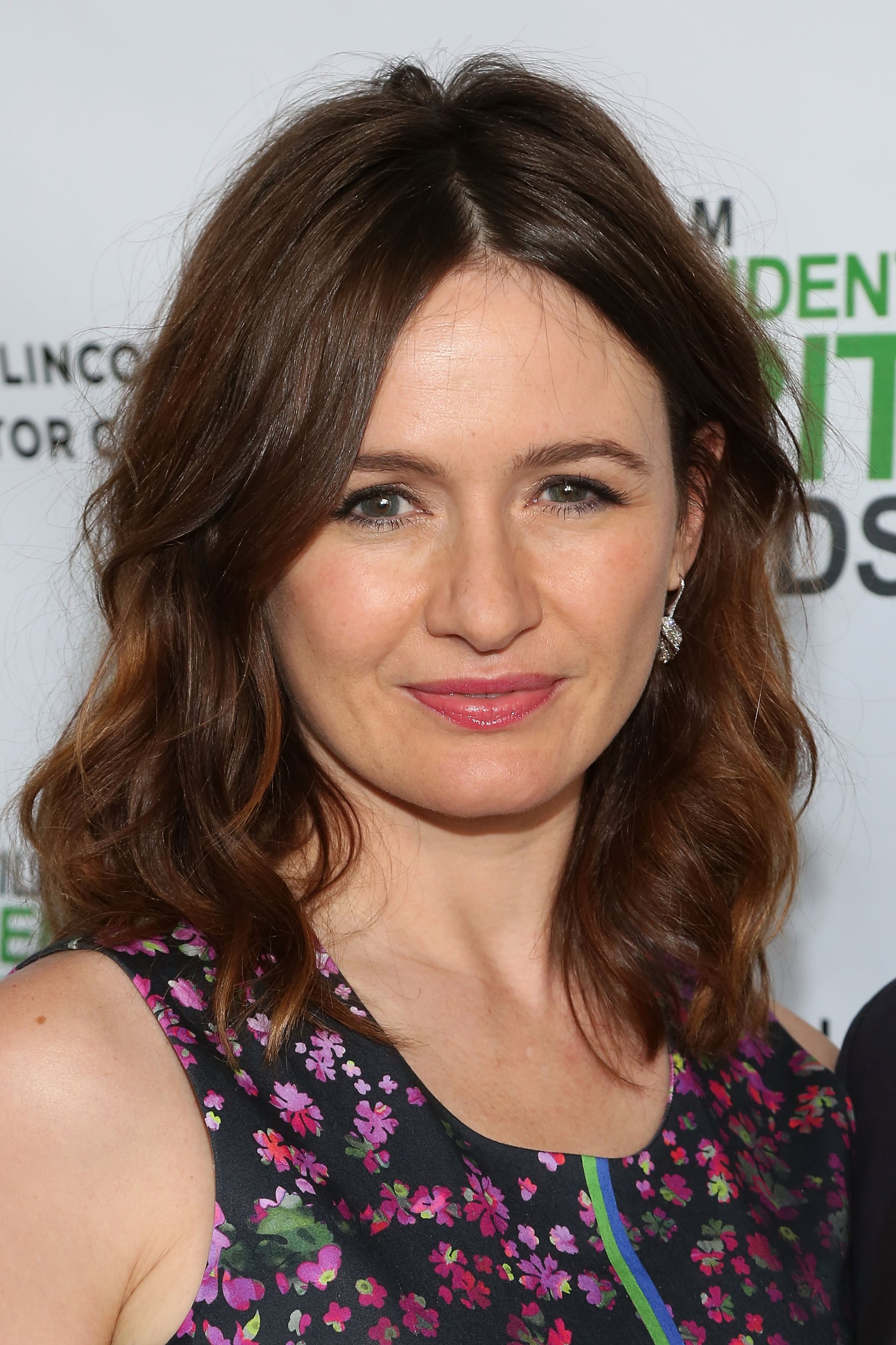 Emily Mortimer All The Gorgeous Looks From The Golden Globes Pre Parties Popsugar Beauty