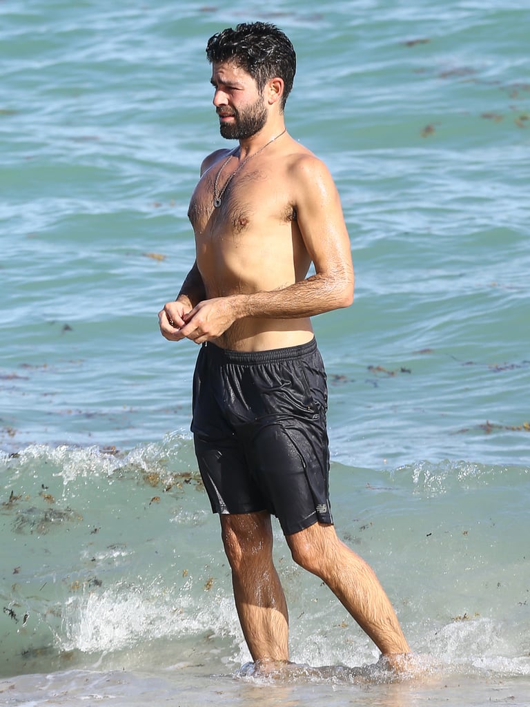 Adrian Grenier Shirtless at the Beach in Miami December 