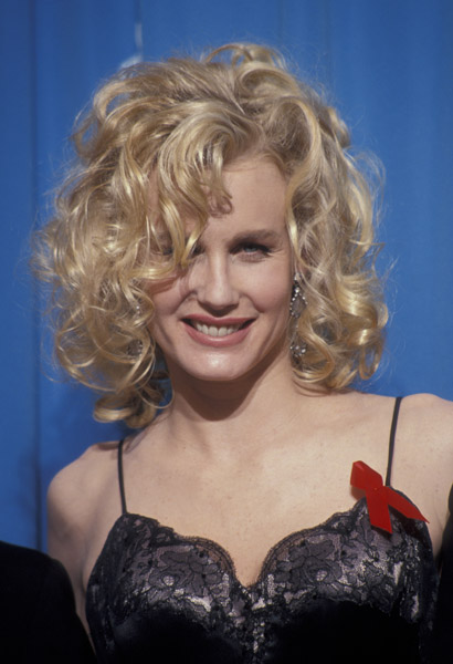 Daryl Hannah 1992 Oscars Beauty Bouffant Hair Popsugar Beauty 