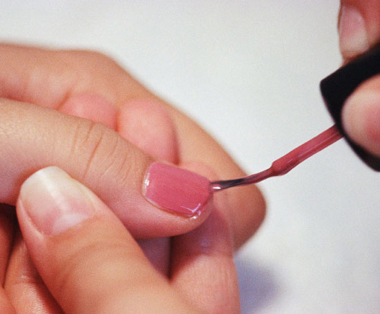 how-to-thin-out-nail-polish-popsugar-beauty