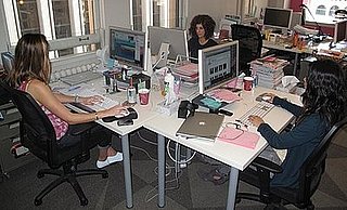 International Herald Tribune Writer Suzy Menkes Reads Blogs Doesn't Have Time For Twitter International Herald Tribune Writer Suzy Menkes Reads Blogs Doesn't Have Time For Twitter