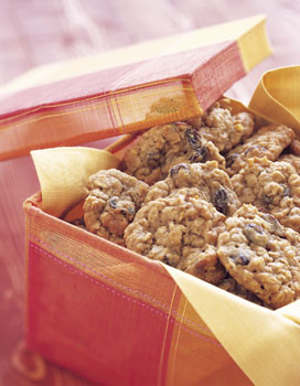Comforting Classic: Oatmeal Cookies Comforting Classic: Oatmeal Cookies
