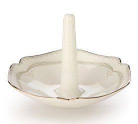 Fab Gift Guide: Engagement Presents for The Bride Fab Gift Guide: Engagement Presents for The Bride