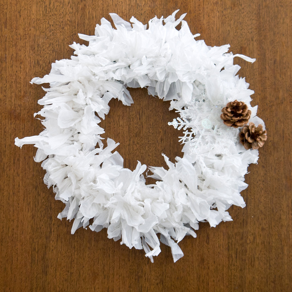 Plastic Bag Holiday Wreath | POPSUGAR Smart Living