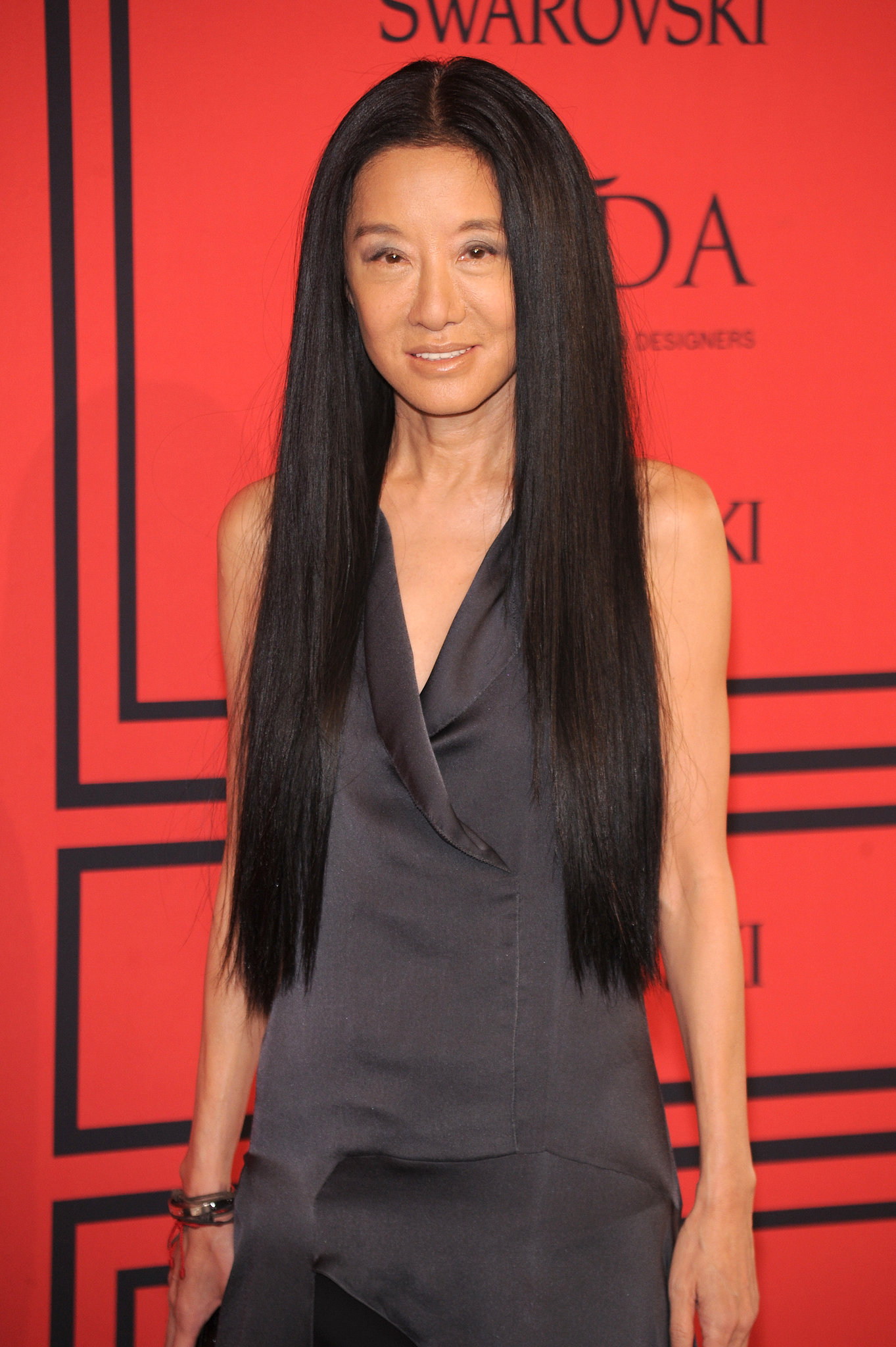 Vera Wang has a signature look, and she's sticking to it: long hair ...