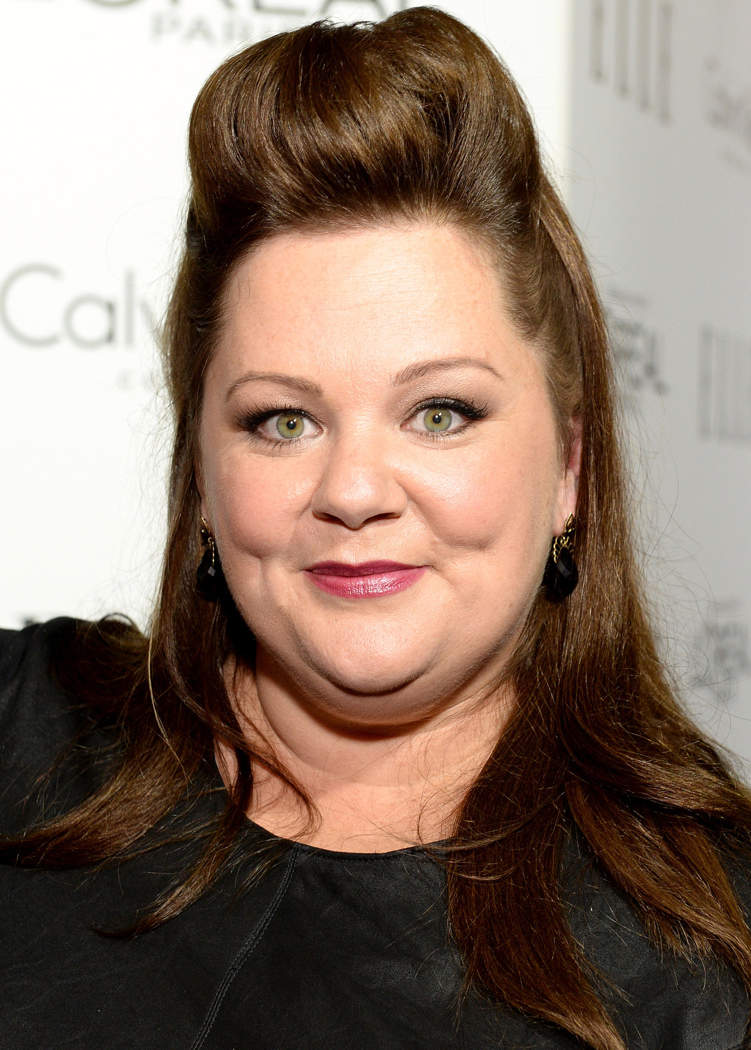 Melissa McCarthy went above and beyond with her half-up pompadour | Reese Goes Nude, Lea Gets ...