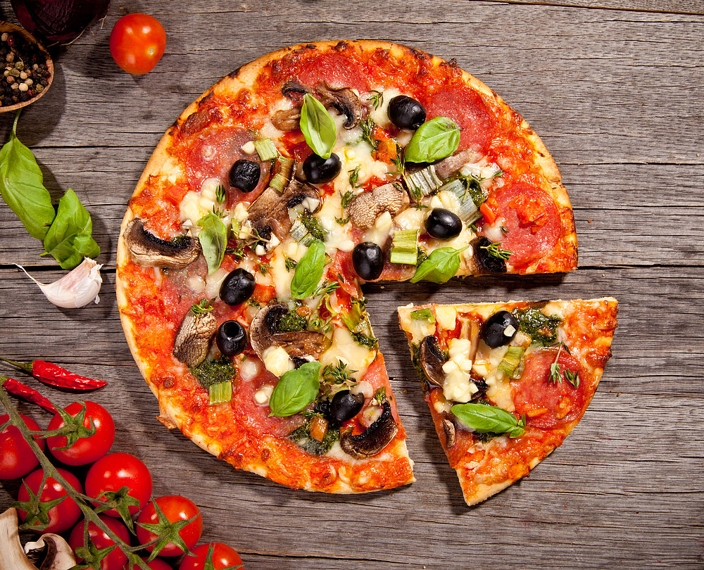 Pizza and Games Night | 10 Healthy Ways to Celebrate NYE | POPSUGAR ...