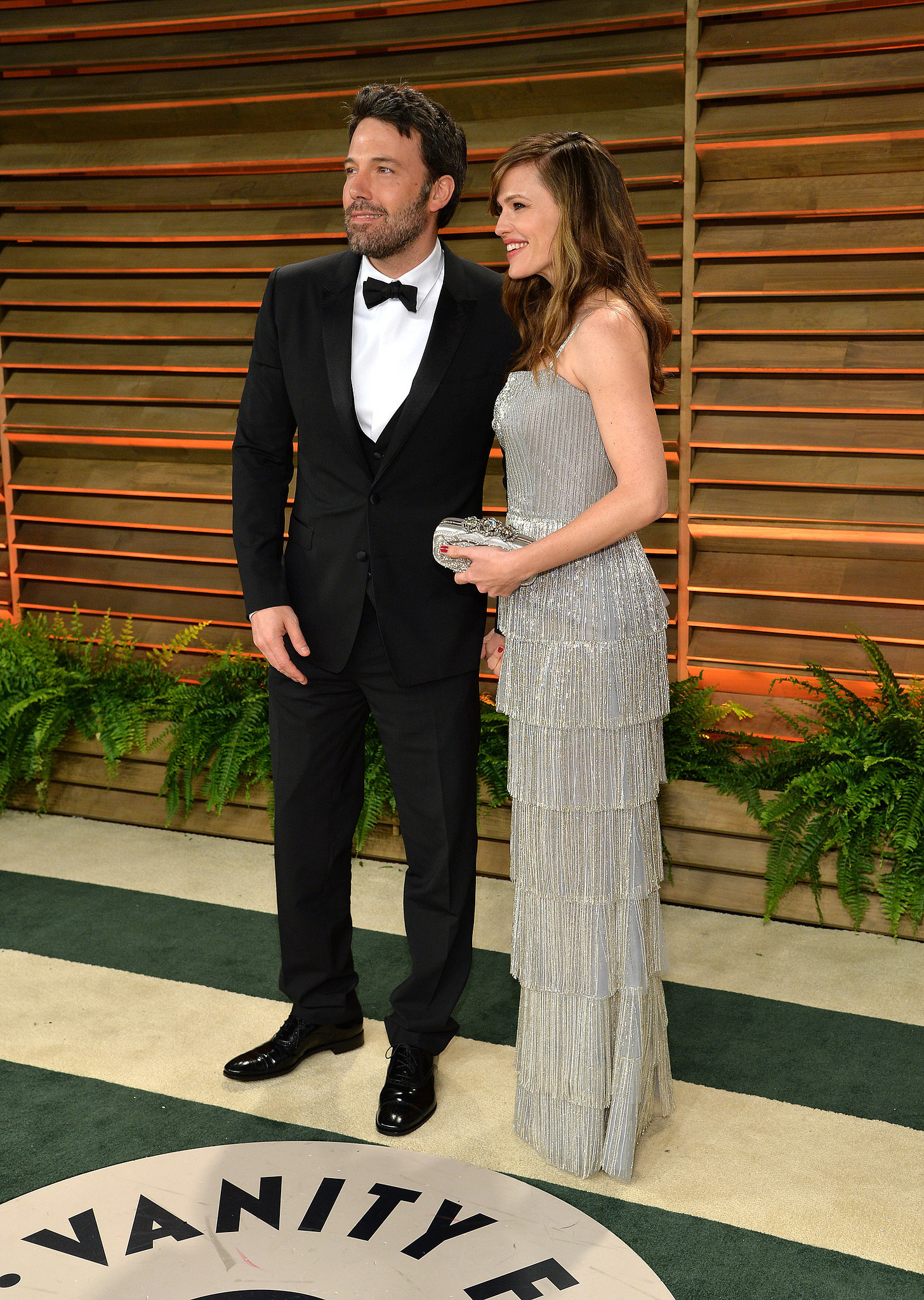 Ben Affleck and Jennifer Garner posed. | Couples Get Cozy at Vanity ...