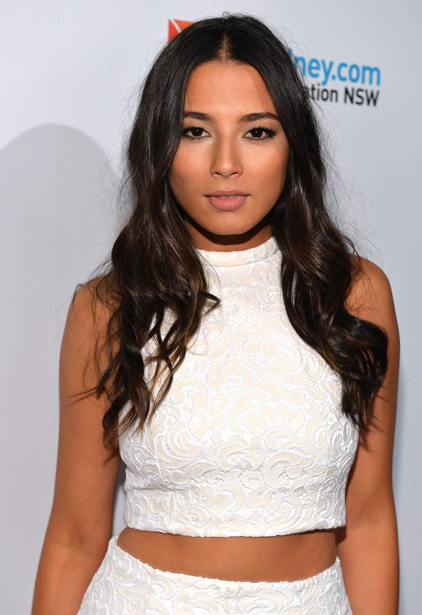 Jessica Gomes | 30 Makeup and Hair Ideas to Copy on Australia Day ...