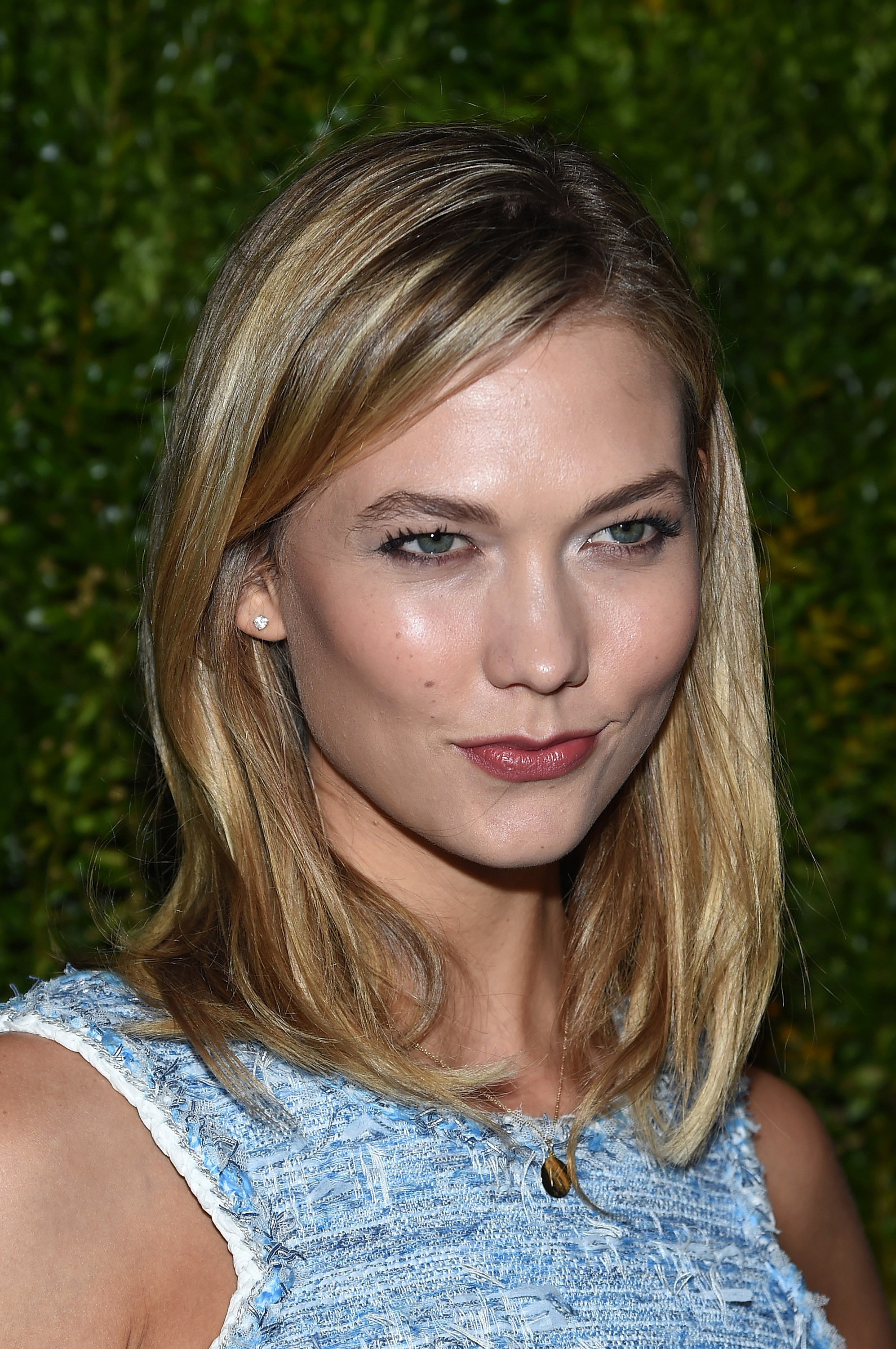 Karlie Kloss | This Week's Most Beautiful Are All About a Metallic ...